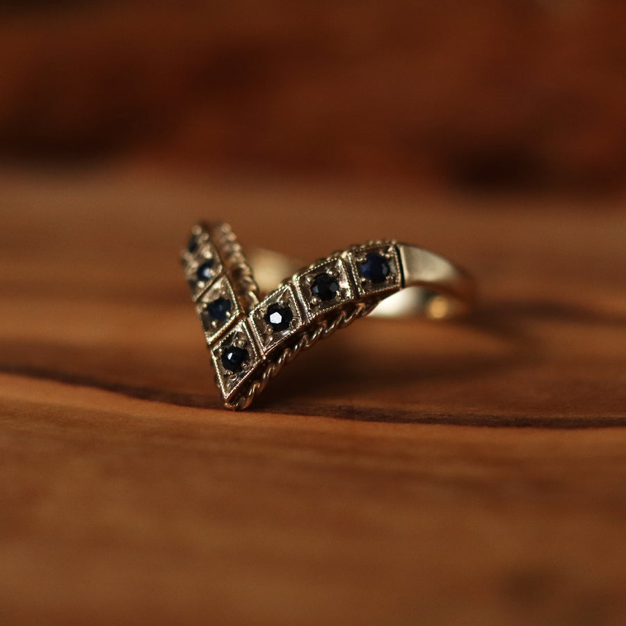Vintage | Anne Wishbone Ring