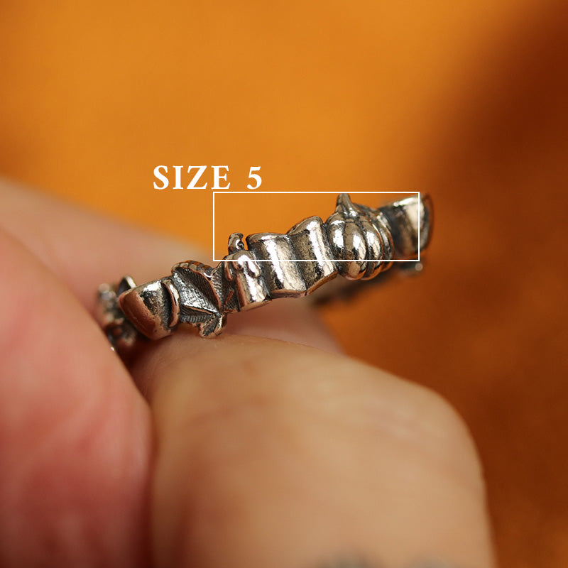 Cinnamon Girl Wreath Ring