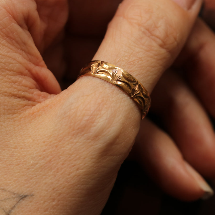 Vintage | Starshine Burst Band Ring