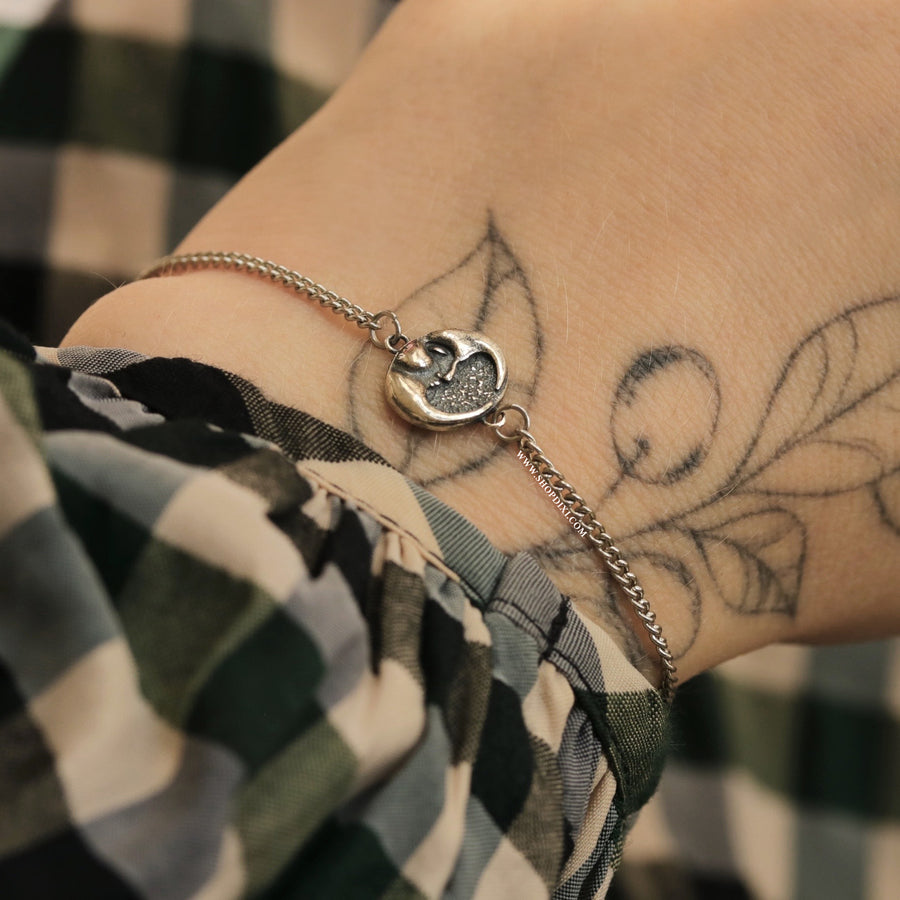 Shop Dixi 90s Vintage Inspired Moon Face Bracelet