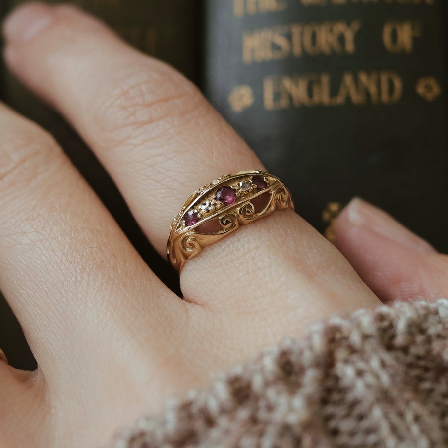 Antique | Aster Ring