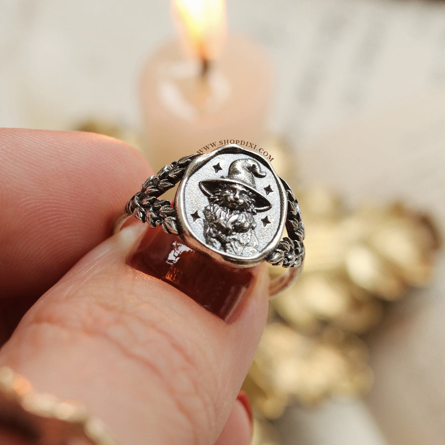 Witches Familiar Cat Ring