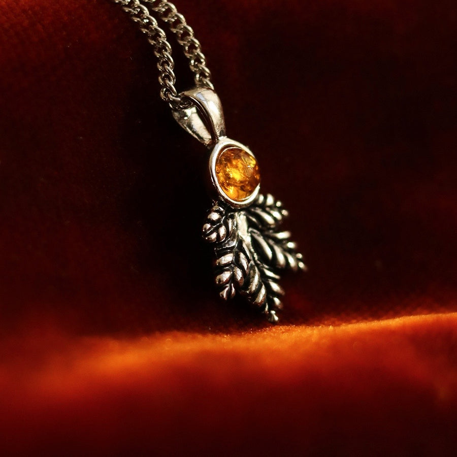 Nature Witch Gothic Autumn Aesthetic Gold Leaf Necklace