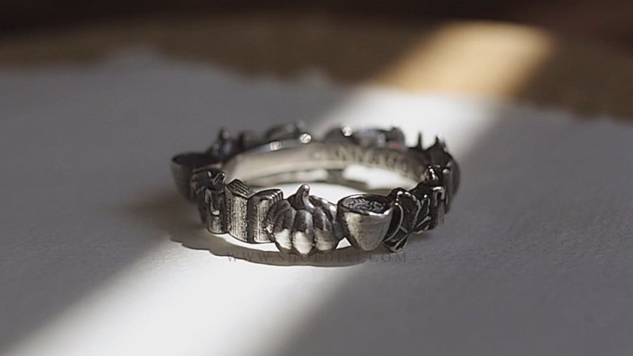 Cinnamon Girl Wreath Ring