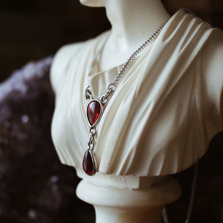 Vintage Reworked | Bloodlust Droplet Necklace
