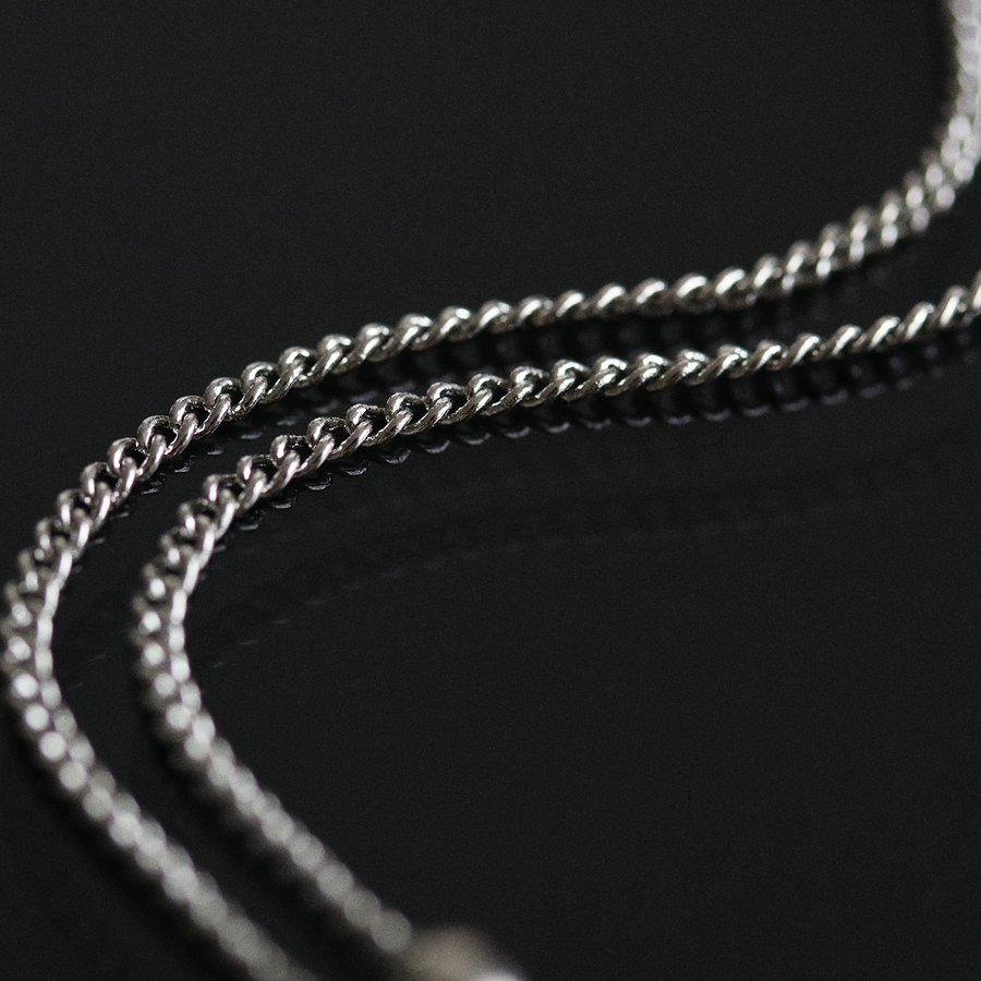 Dixi Curb Chain Necklace Detail