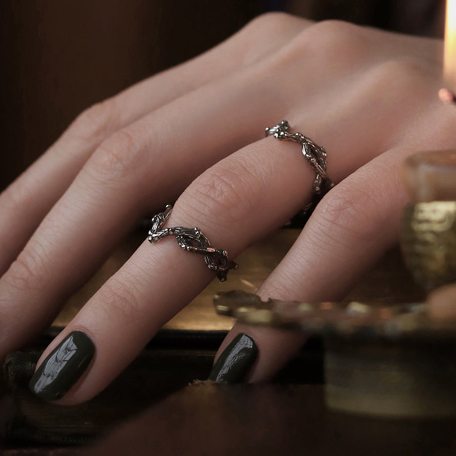 Silvestre Double Wishbone Gothic Thorn Branch Ring