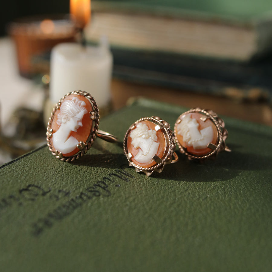 Vintage | Bridgerton Cameo Ring & Earrings Set